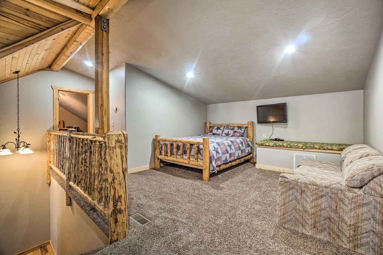 Garden Valley Cabin With Loft And Large Deck! Crouch Dış mekan fotoğraf